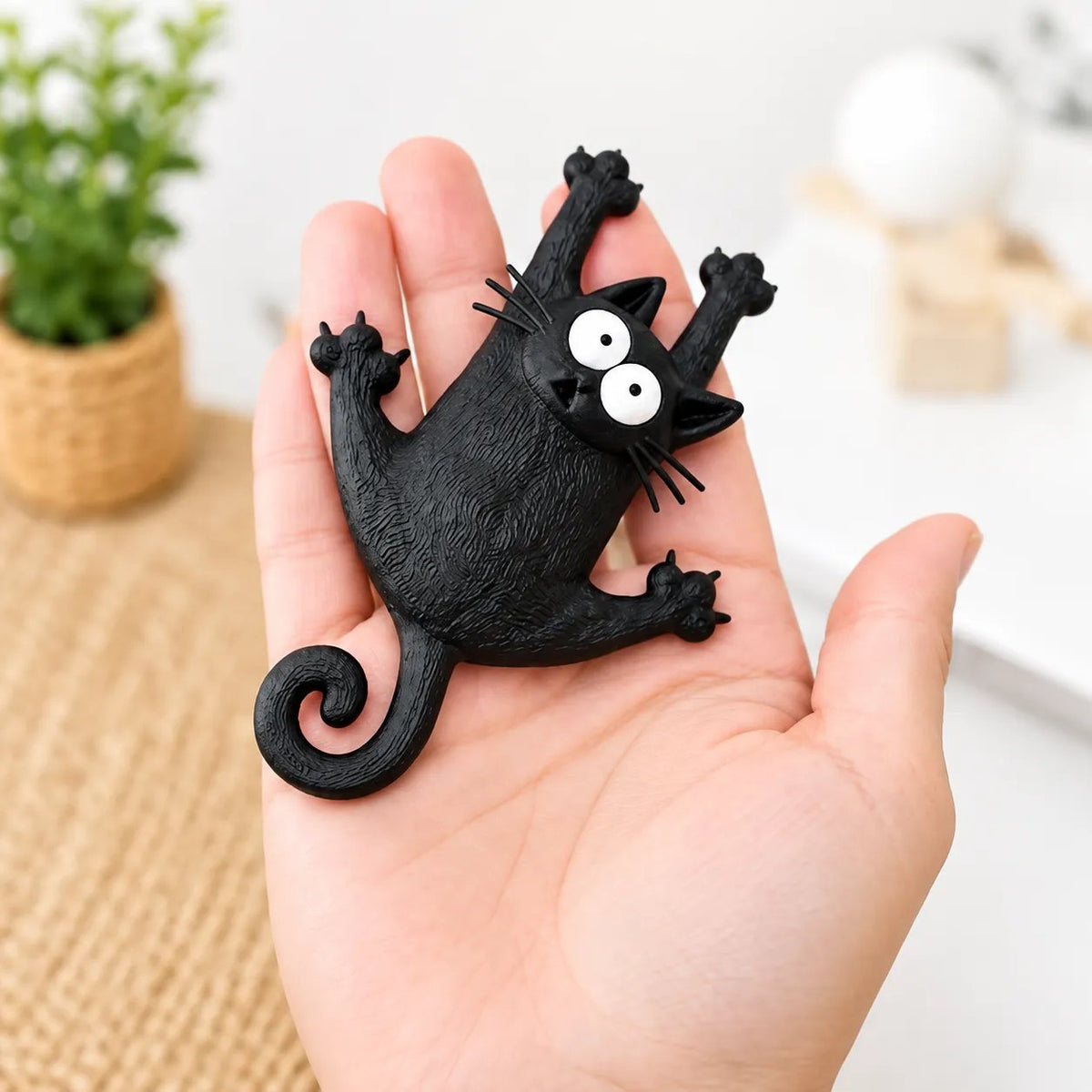 ๐พ Hanging Black Cat Fridge Magnet