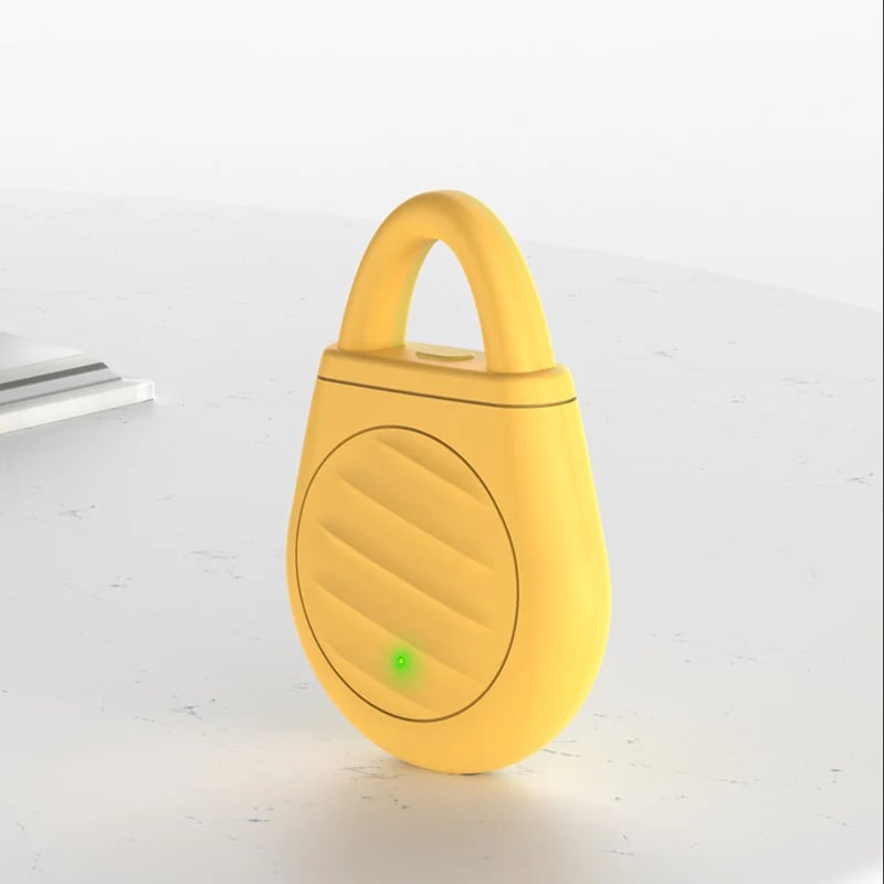 🐦No more trouble from birds, beasts and locusts!Portable Ultrasonic Bird Repellent Keychain