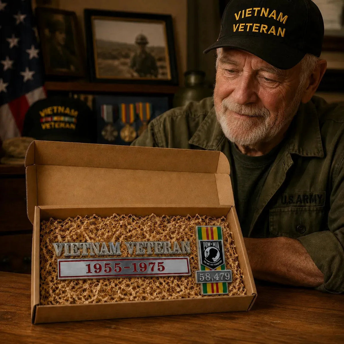 🇺🇸 Vietnam Veteran 1955–1975 Memorial Car Emblem Badge