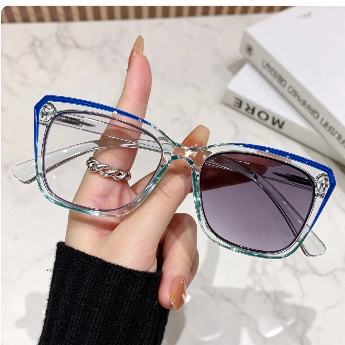 Progressive Photochromic Readers for Women, Pink Square Multifocal Reading Glasses 🕶️