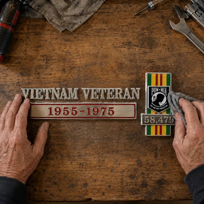 🇺🇸 Vietnam Veteran 1955–1975 Memorial Car Emblem Badge
