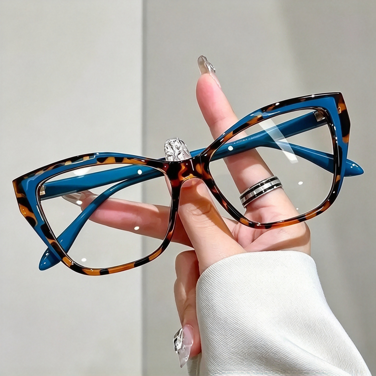Women's Elegant Cat-Eye Metal Frame Reading Glasses - Plain Color-Blocked 👓
